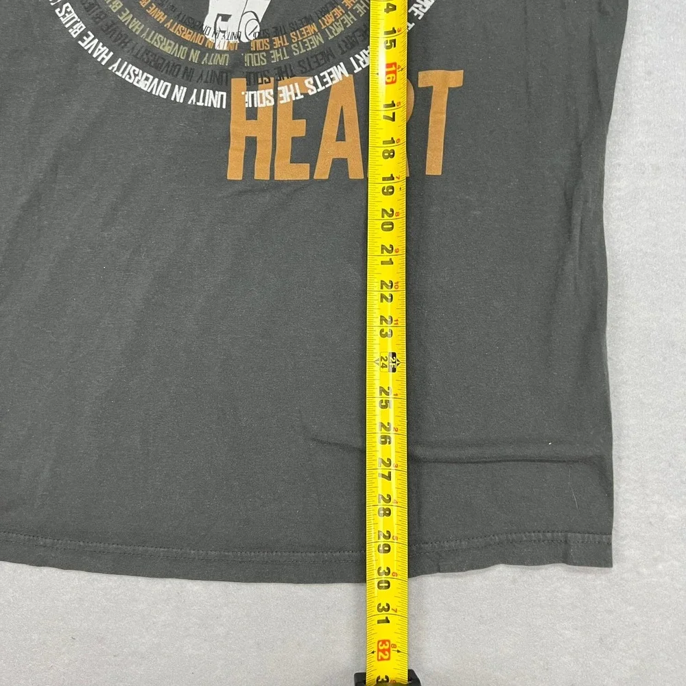 House of Blues Anaheim Graphic T-Shirt Adult L Heart Diversity Promo California - Picture 8 of 8